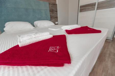 RedHouse - 146