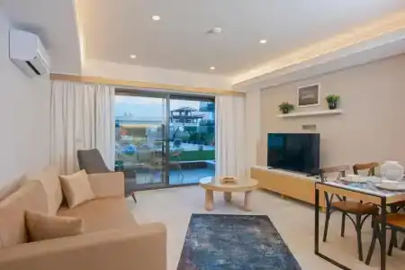 A Suite Side - 5