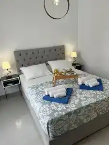 Zoumis Studios - 120