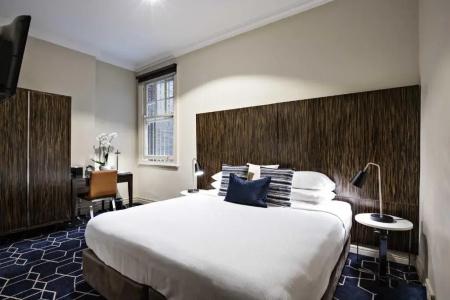 The Bayswater - 61