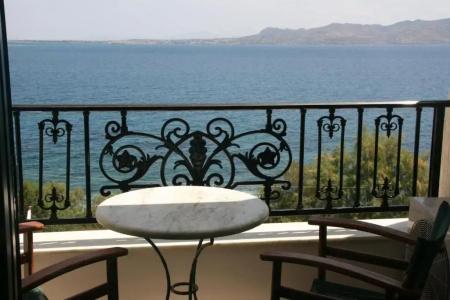 Dionysos - 124