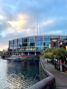 Park Regis Birmingham - 23