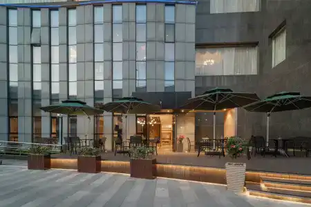 Holiday Inn Express Jinqiao Central, An Ihg - 19