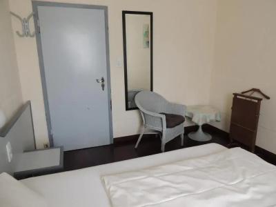 Bahn-Hotel - 19