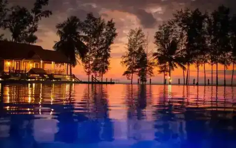 Le Menara Khao Lak beachfront Villa & Resort - 14