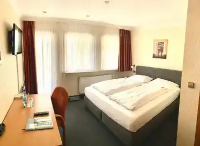 & Restaurant zur Loreley - 26