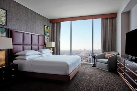 Marriott Marquis Houston - 3