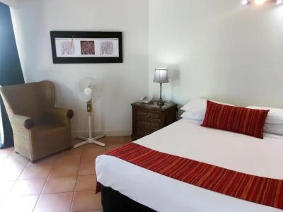 181 The Esplanade - 51