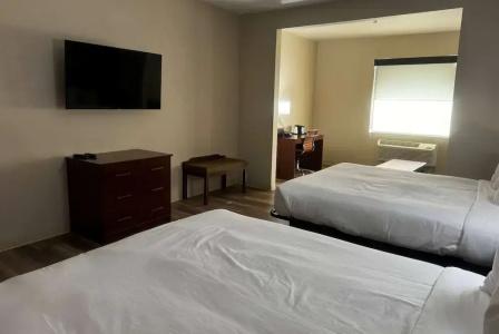 Microtel Inn & Suites by Wyndham College Station - 86