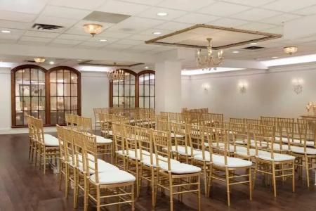 Nicollet Island Inn - 18