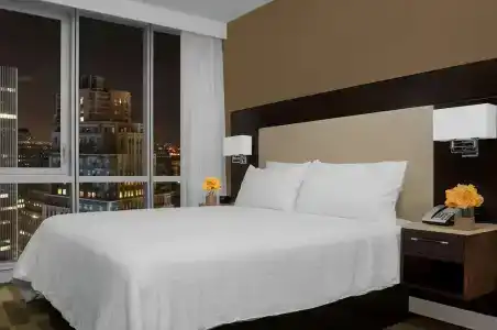 Hilton Garden Inn Times Square Central - 85