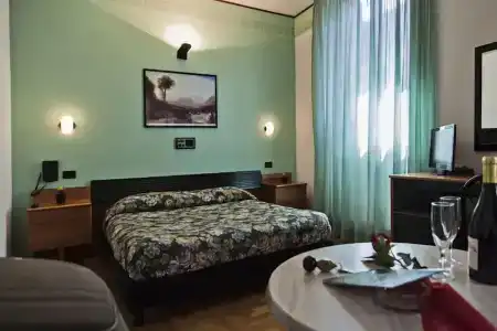 Valentino Centro Storico - 98