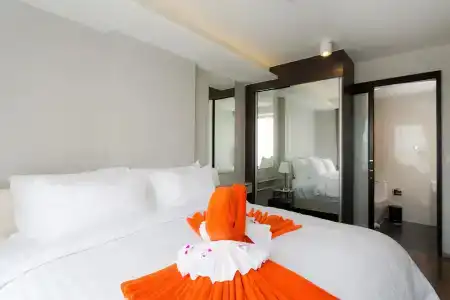 6th Avenue Surin Beach - 7
