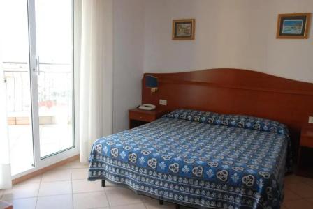 Tritone - 37