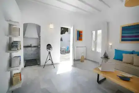 Mykonos Town Suites - 26
