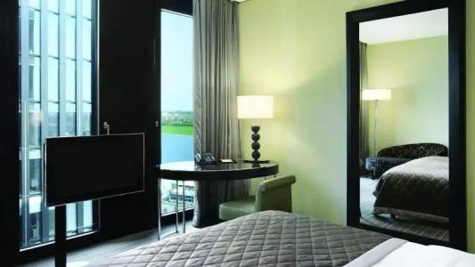 Hyatt Regency Dusseldorf - 51