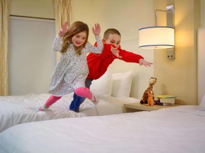Sonesta ES Suites - 54