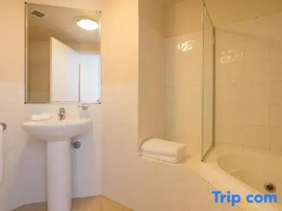 Broadbeach Savannah - 66
