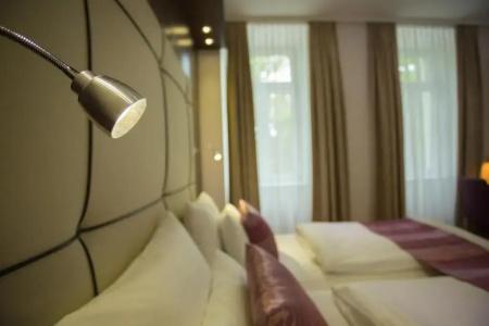 Best Western Plus Arcadia - 51
