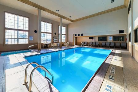 Quality Inn & Suites - 14