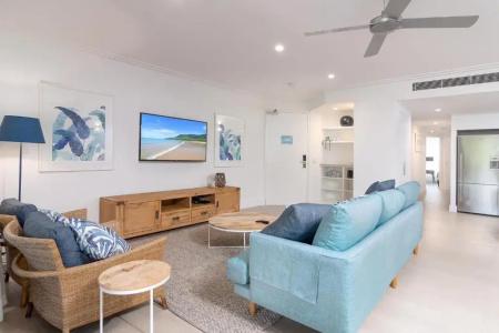 Mandalay Luxury Beachfront - 72