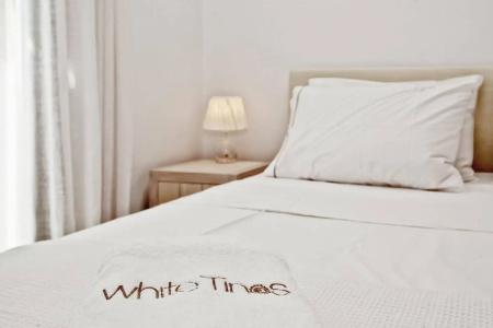White Tinos Luxury Suites - 15