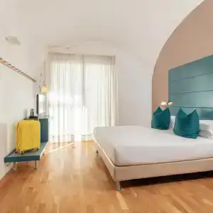 Piazza Bellini & Apartments - 36