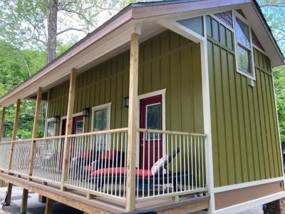 All Seasons Treehouse Village - 11
