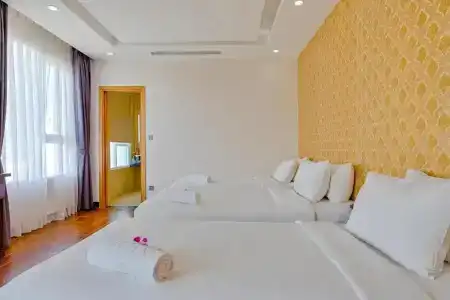 Queen's Finger Da Nang - 61