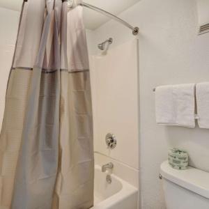 6-Dallas, Tx - Forest Lane - 24