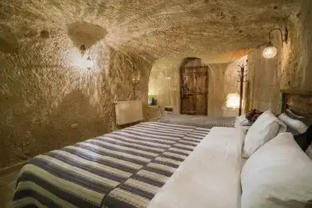 Atilla's Cave - 19