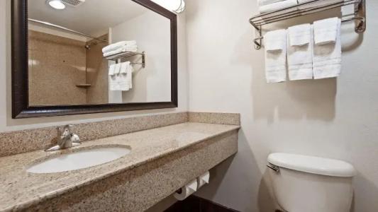 SureStay Plus by Best Western Medical Center - 40