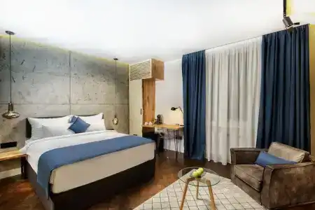One Luxury Suites - 71