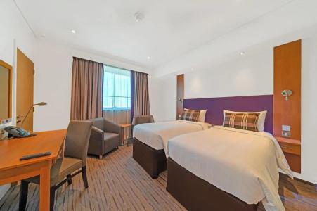 Premier Inn Dubai Silicon Oasis - 3