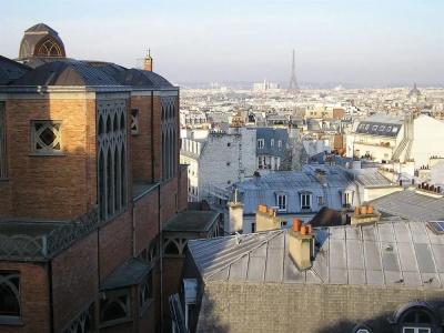 Regyn's Montmartre - 32