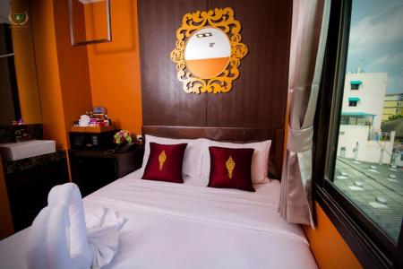 Violet Tower at Khaosan Palace - 6