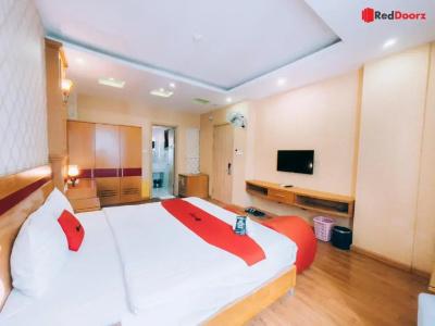 Reddoorz Plus Near Cau Giay Park - 72
