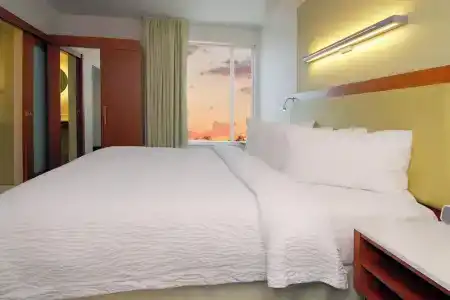 SpringHill Suites by Marriott Las Vegas North Speedway - 43