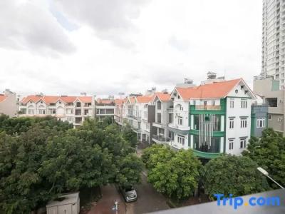 Bin Bin 7 - Near Ton Duc Thang University - 49