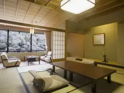 Yamanakaonsen Hanamurasaki - 2