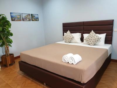 Friend's House Resort - 1