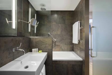 Le Meridien Barcelona - 42