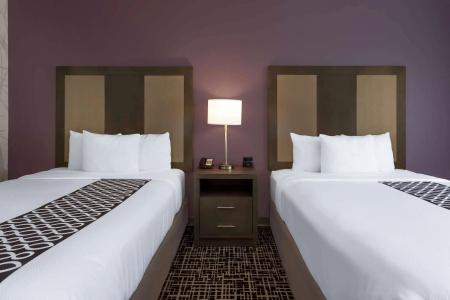 La Quinta by Wyndham Airport - 43
