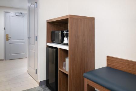 Holiday Inn Express & Suites Boston -, an IHG - 4