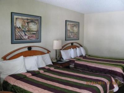 Vagabond Inn - 21
