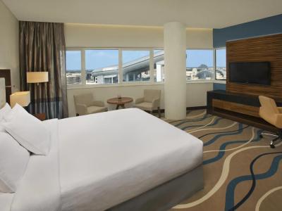 DoubleTree by Hilton and Residences Dubai – Al Barsha - 35