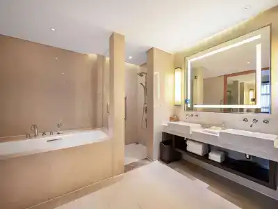 Hilton Garden Inn Chengdu Huayang - 7
