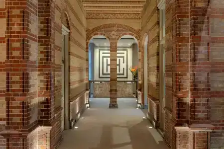 The College - 34