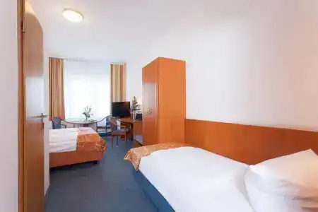 Trip Inn Schumann - 49