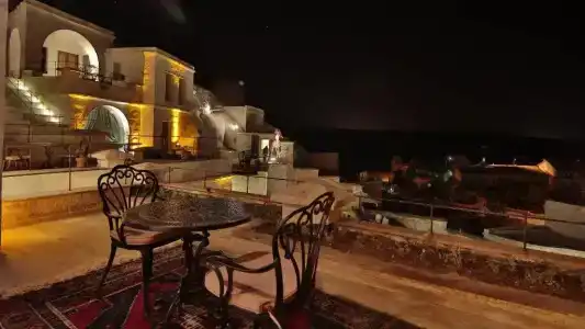 Phocas Cave Suites - 55